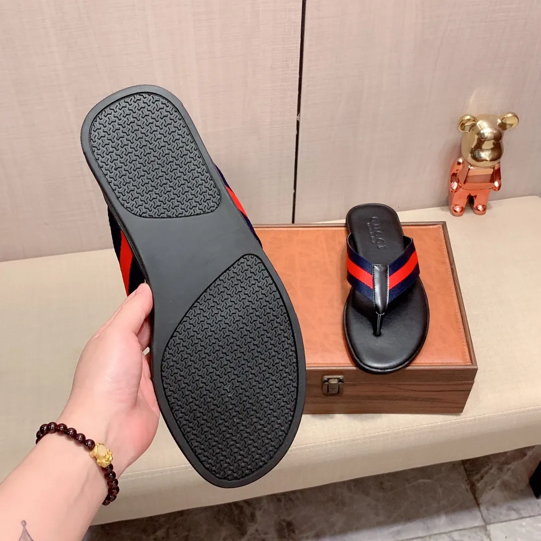 Slippers: New model: Factory price: 220💰💰🎩🎩🔥🔥《 Gucci* 》Series of slippers top purchasing agent🔍🔍Sold simultaneously for men, original Italian imported webbing made of selected cowhide, exquisite workmanship,), sole: (super comfortable) original factory special sole, ⚠️exclusive double-layer movable molded sole super comfortable⚠️, real shot🎬the real thing is more beautiful🔍🔍266 regular code 38-45